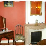 Maison St Georges Alojamento de Acomodação e Pequeno-almoço 3*