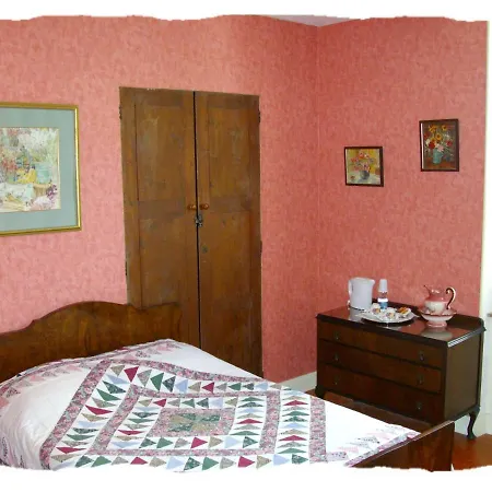 Maison St Georges 3* Coursan