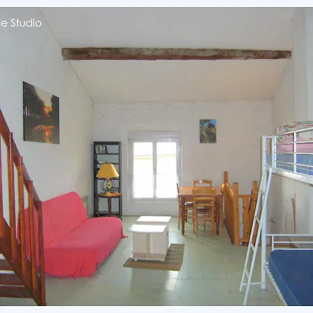 Maison St Georges Oda ve Kahvaltı 3*