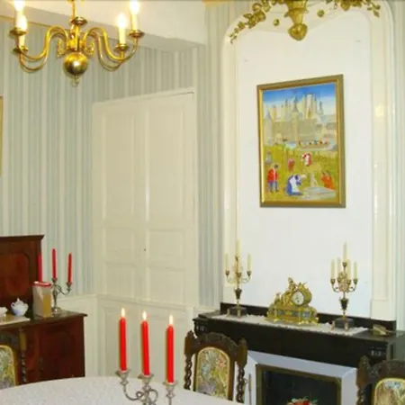 Maison St Georges Oda ve Kahvaltı Coursan