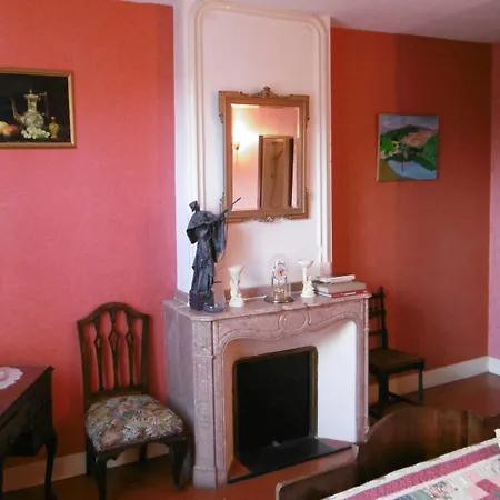 Maison St Georges Oda ve Kahvaltı Coursan